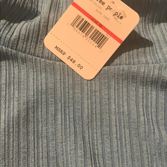 Free People take on the turtle bodysuit - Picture 5 of 6